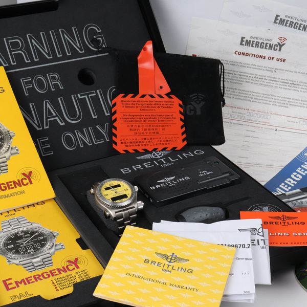 Breitling Emergency E56121.1